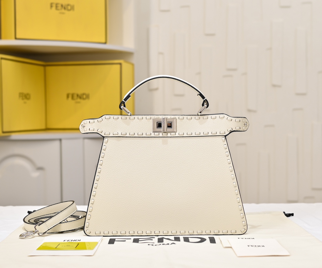 FENDI ekalboo macaron hand-sewn kitten bag 3361