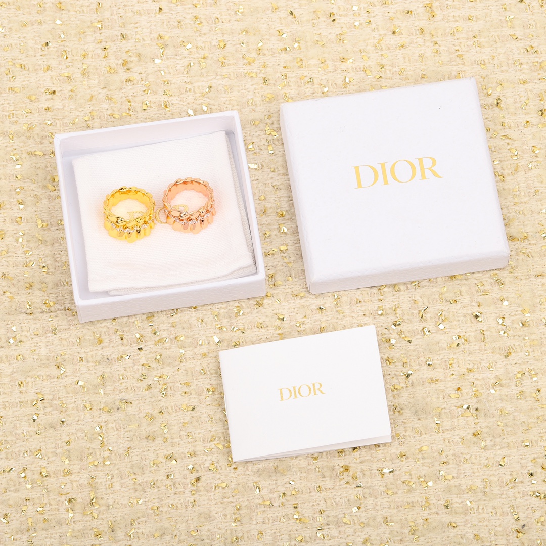 Dior Draped Diamond Ring