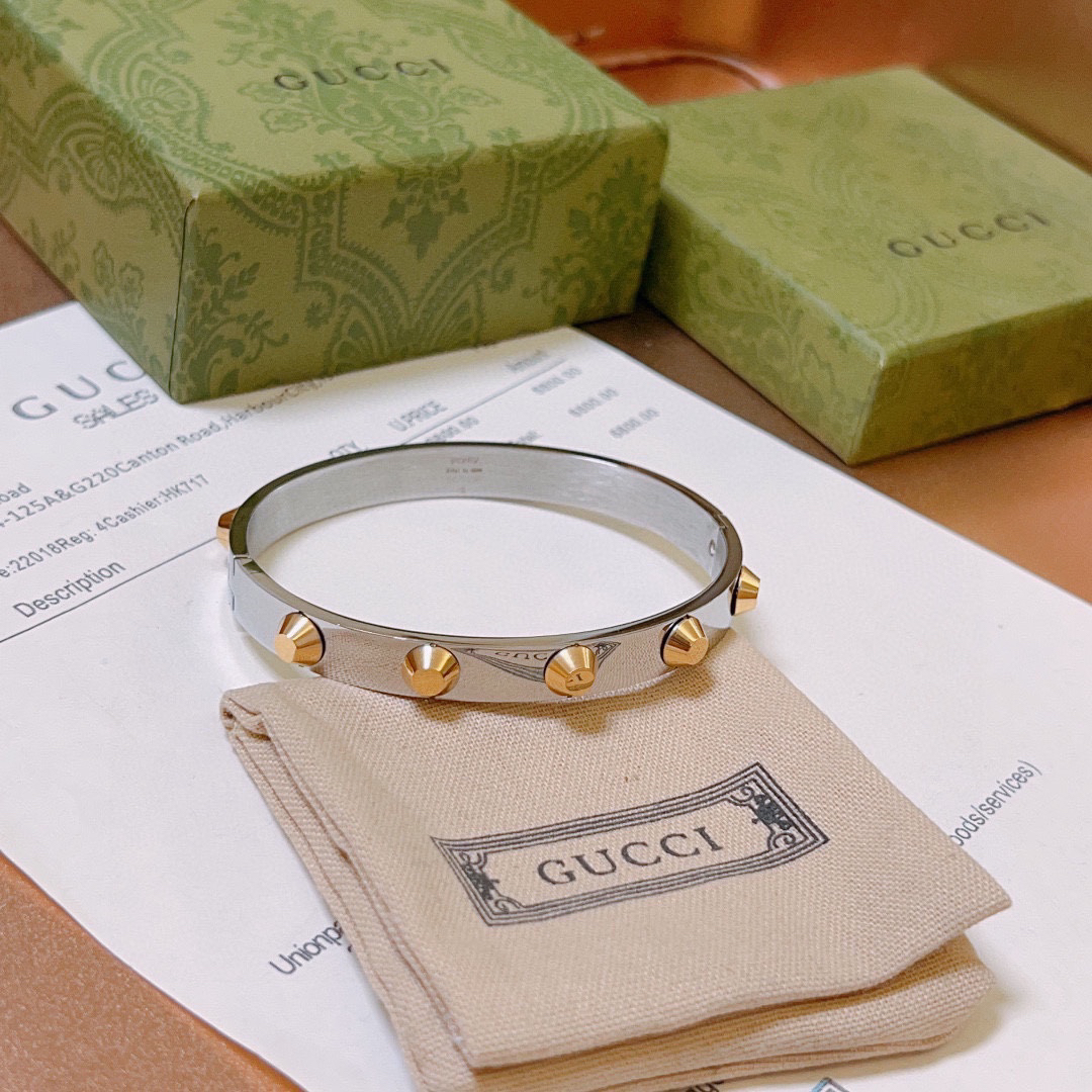 Gucci gold rivet silver bracelet
