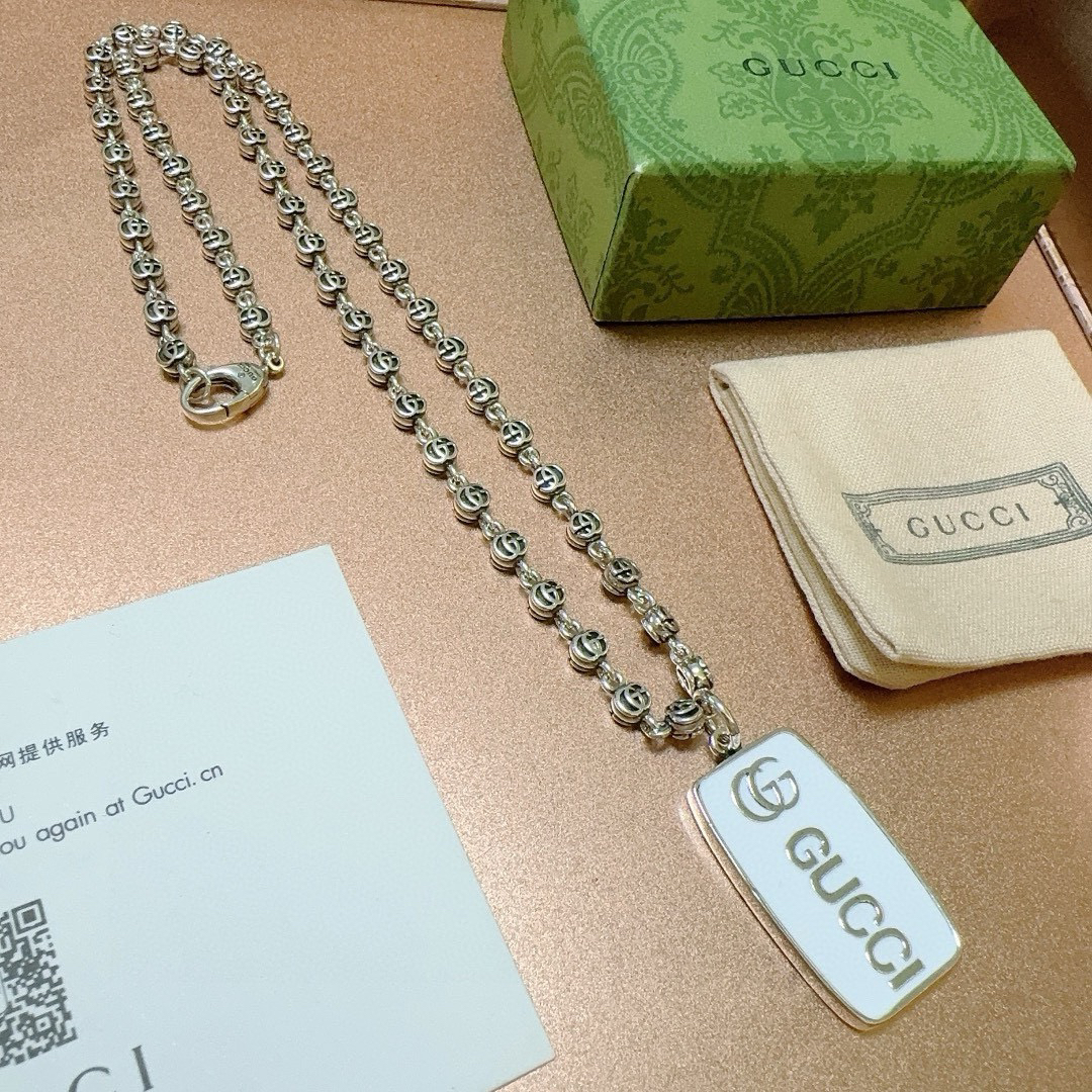 Gucci Anger Forest series GG white square necklace