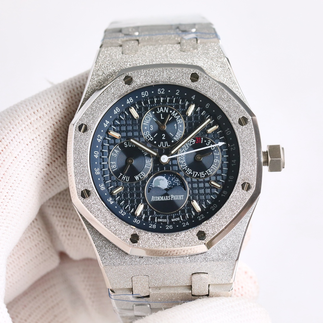 Audemars Piguet Royal Oak Series 26574 Series