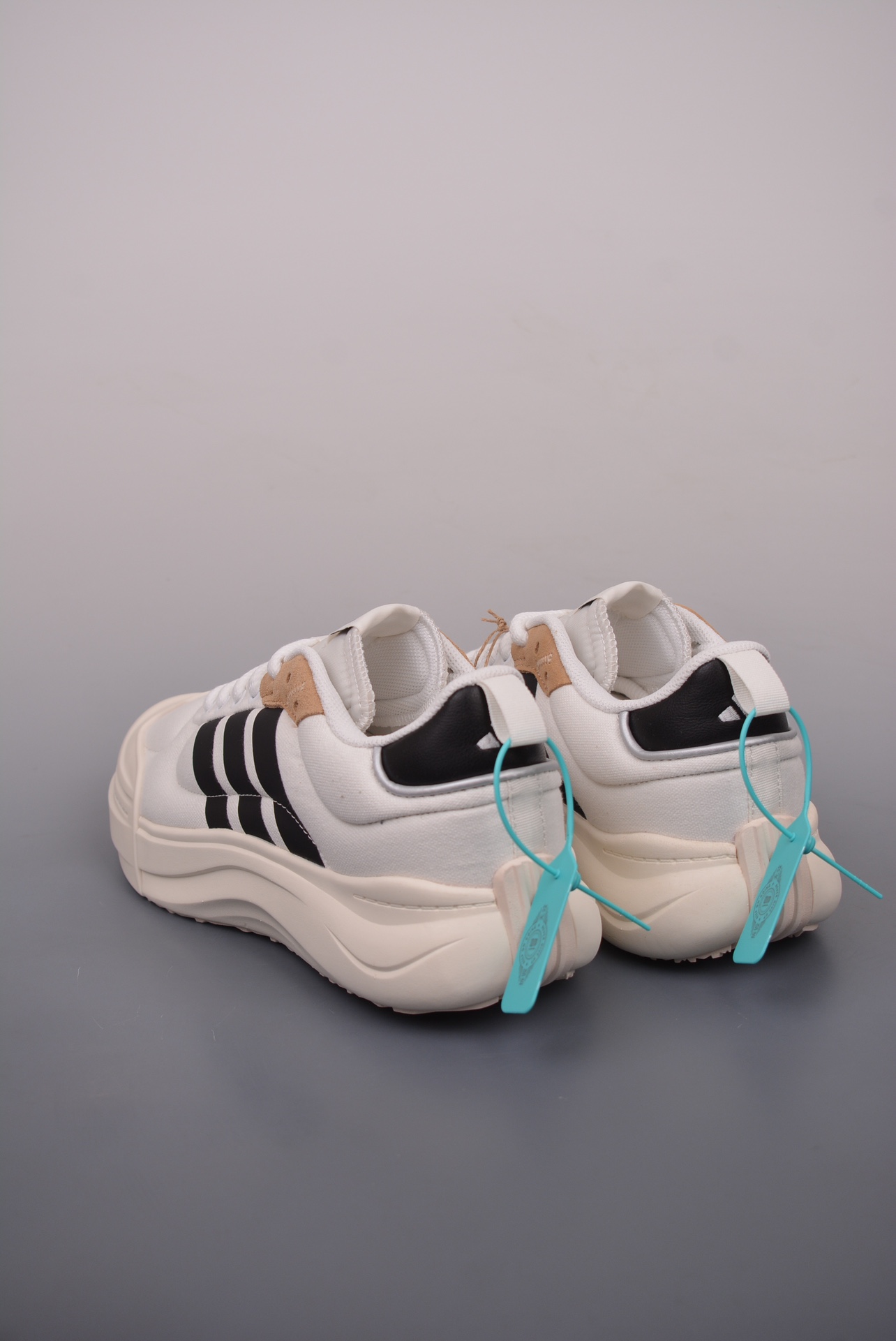 adidas MAXXCOURT SPW White IH6060