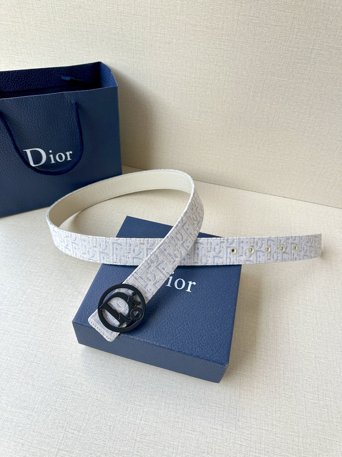 Dior round buckle leather belt 3.5CM wide