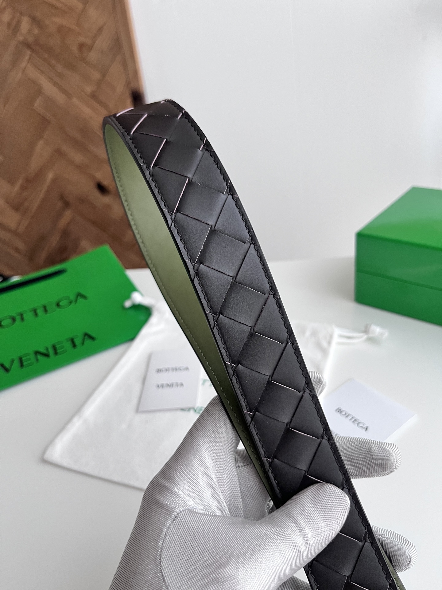 Bottega Veneta intreccio woven cowhide double-sided waistband with a width of 3.5cm