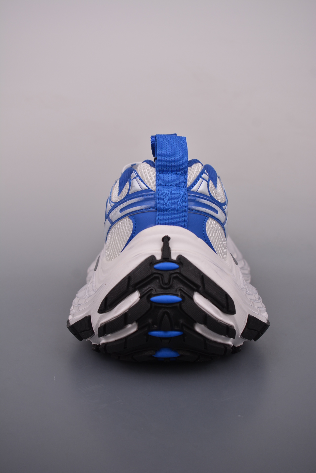 BALENCIAGA Cargo Sneaker 10XL blue and white distressed