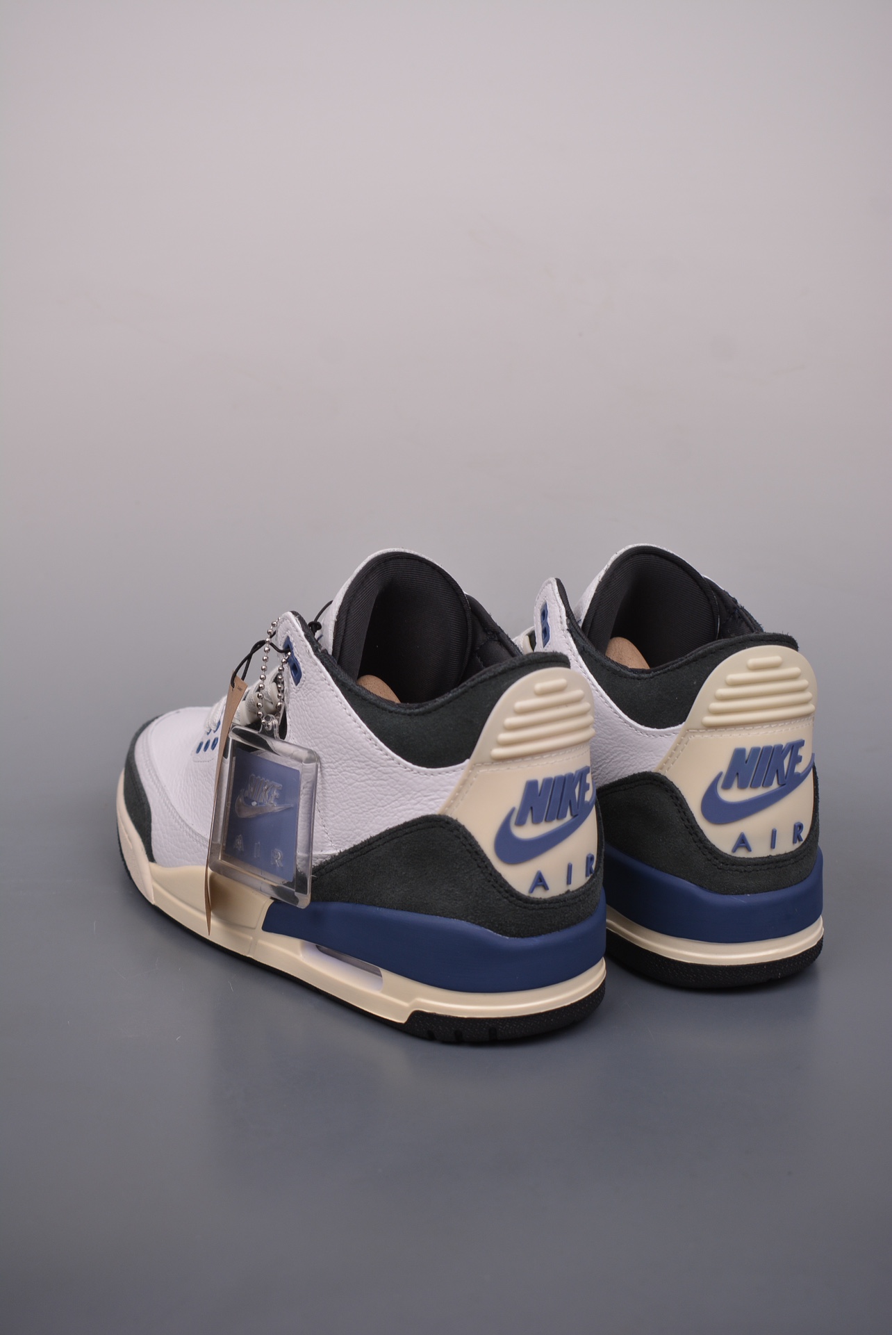 A Ma Maniére x Nike Air Jordan 3 OG SPDiffused Blue HV8571-100