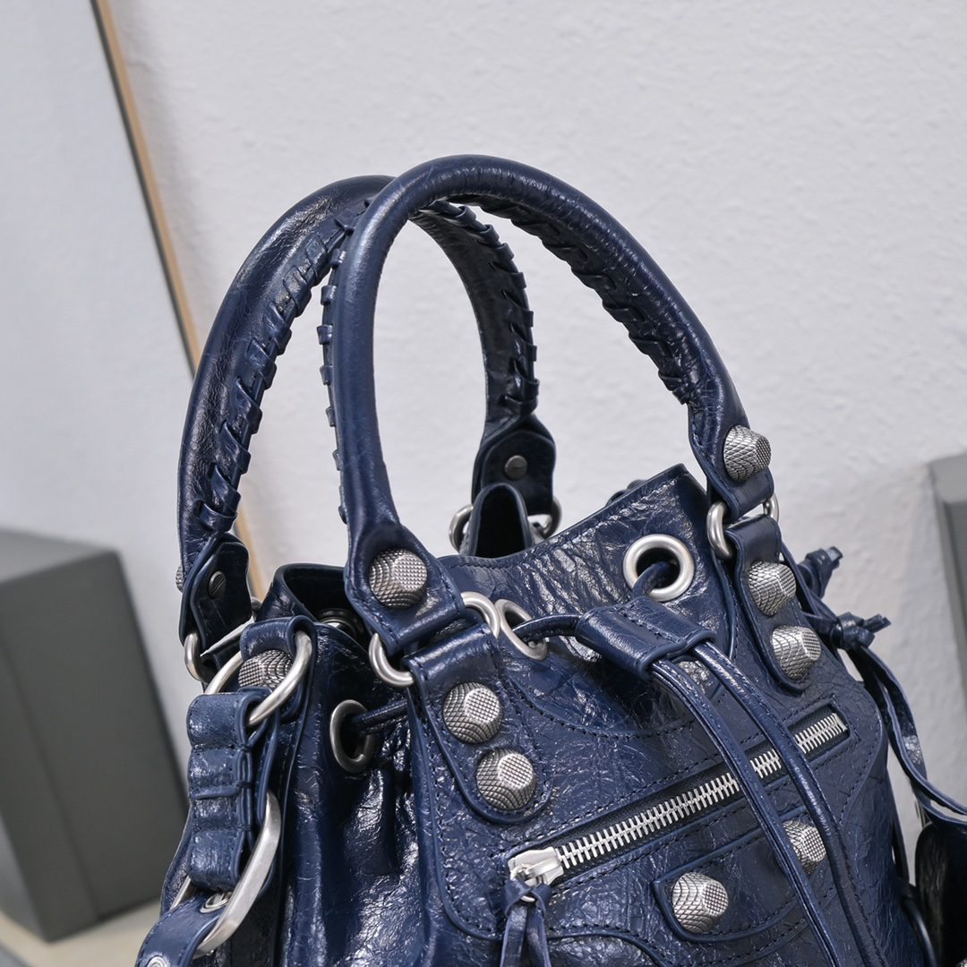 Balenciaga Le Cagole Bucket Bag