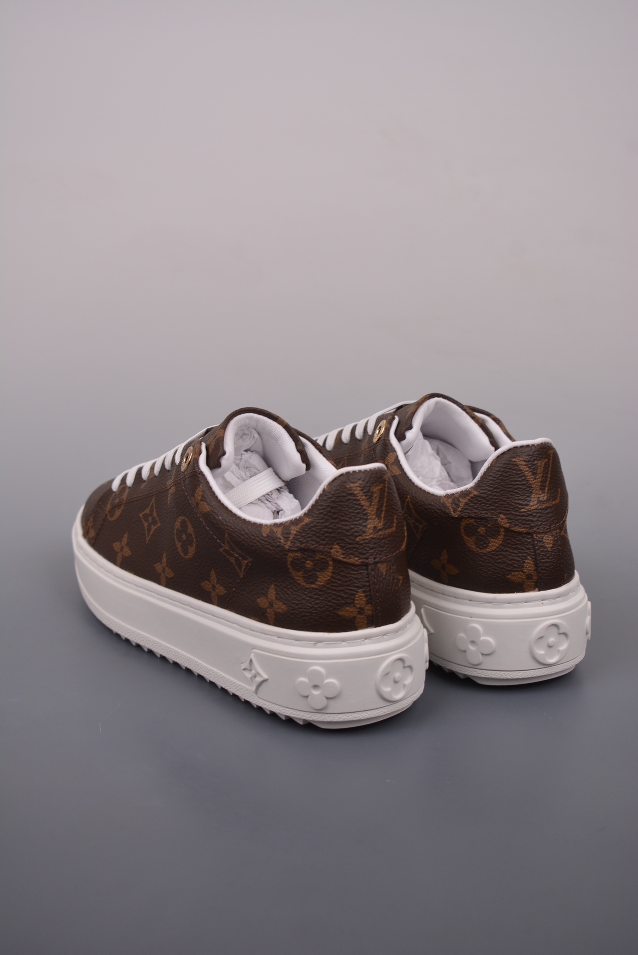 Louis Vuitton 2024s full print sneakers