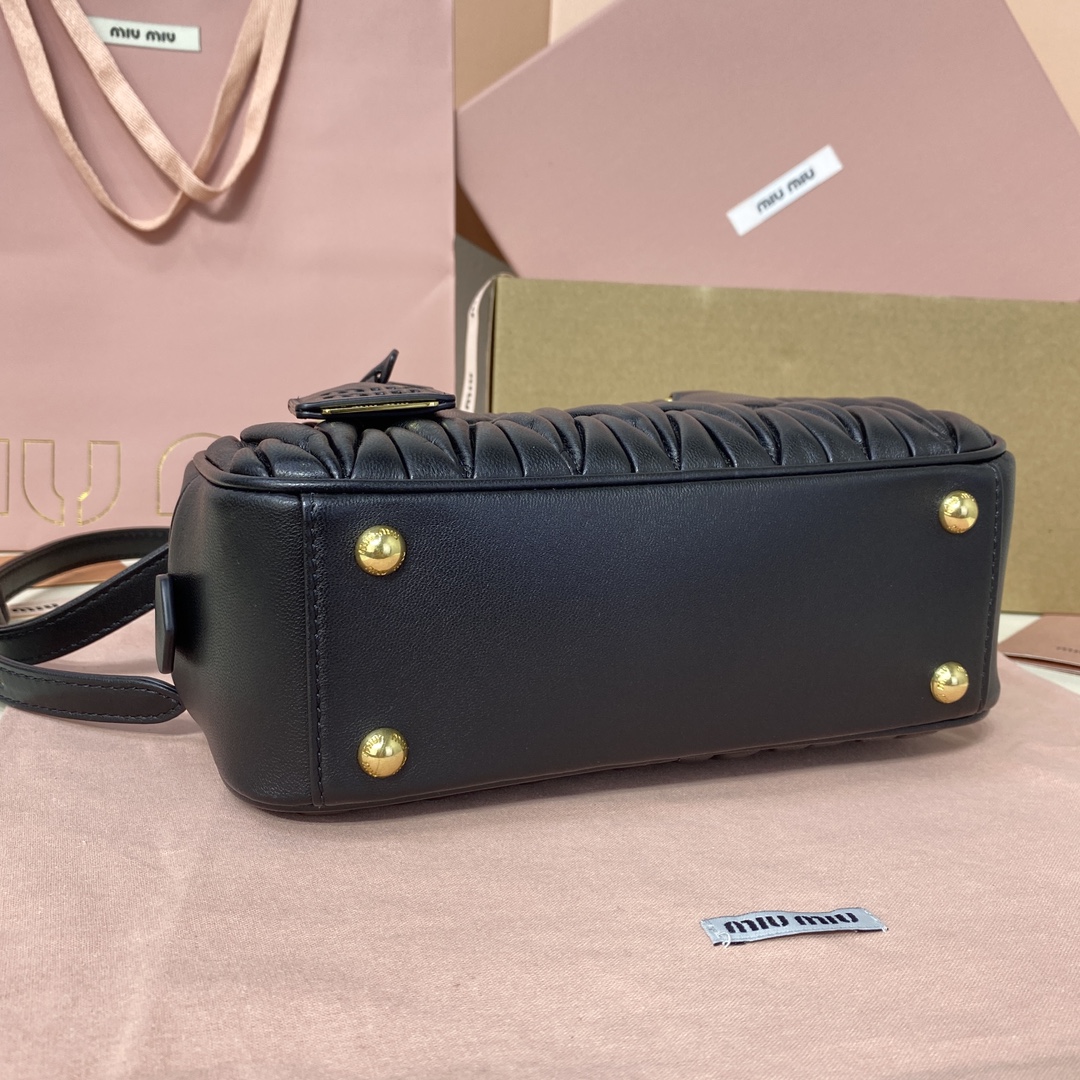 Miu Miu new bowling bag 5BB142