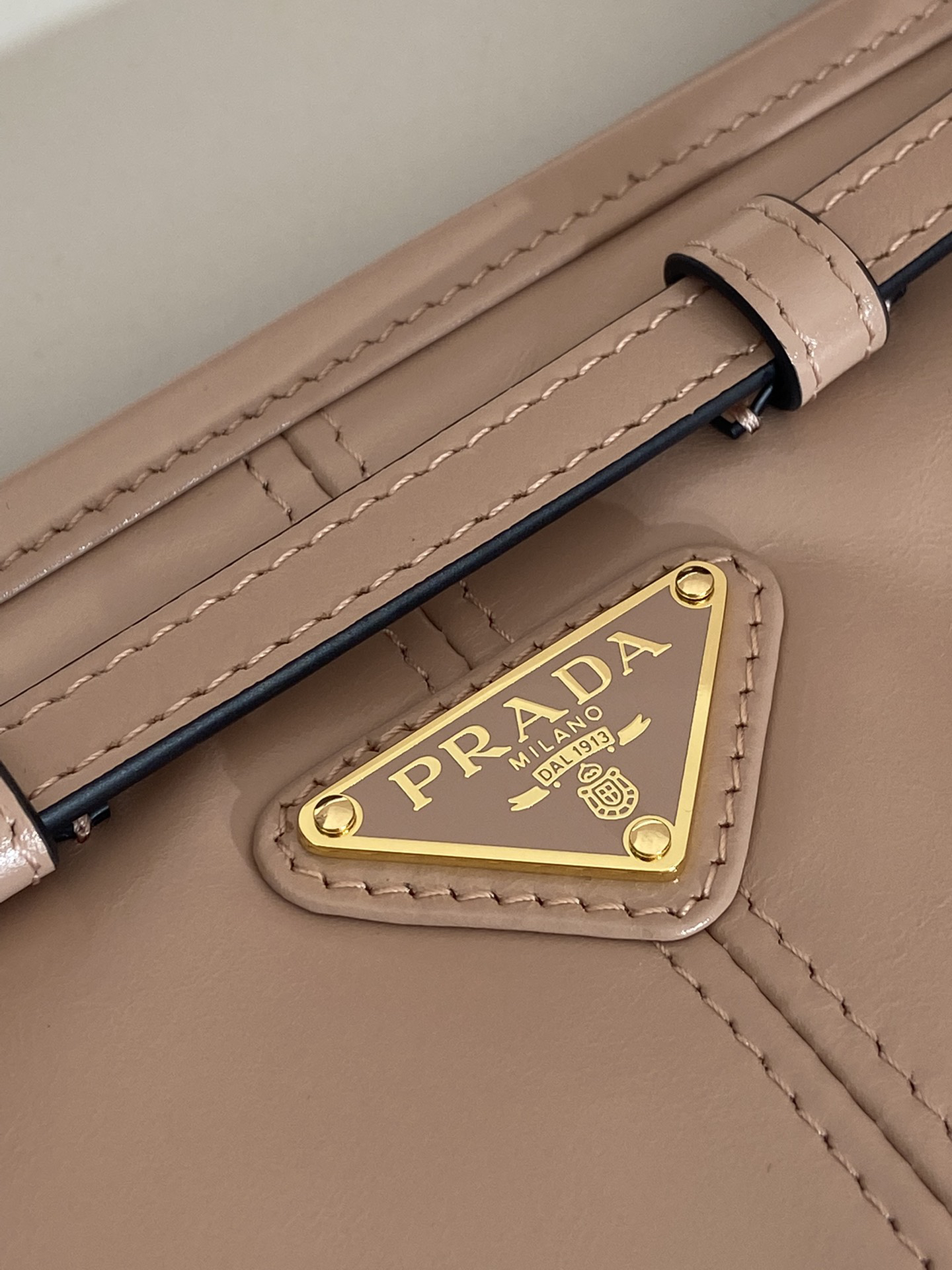 Prada LusSolf Oiled Wax Leather Shoulder Bag 1BA215