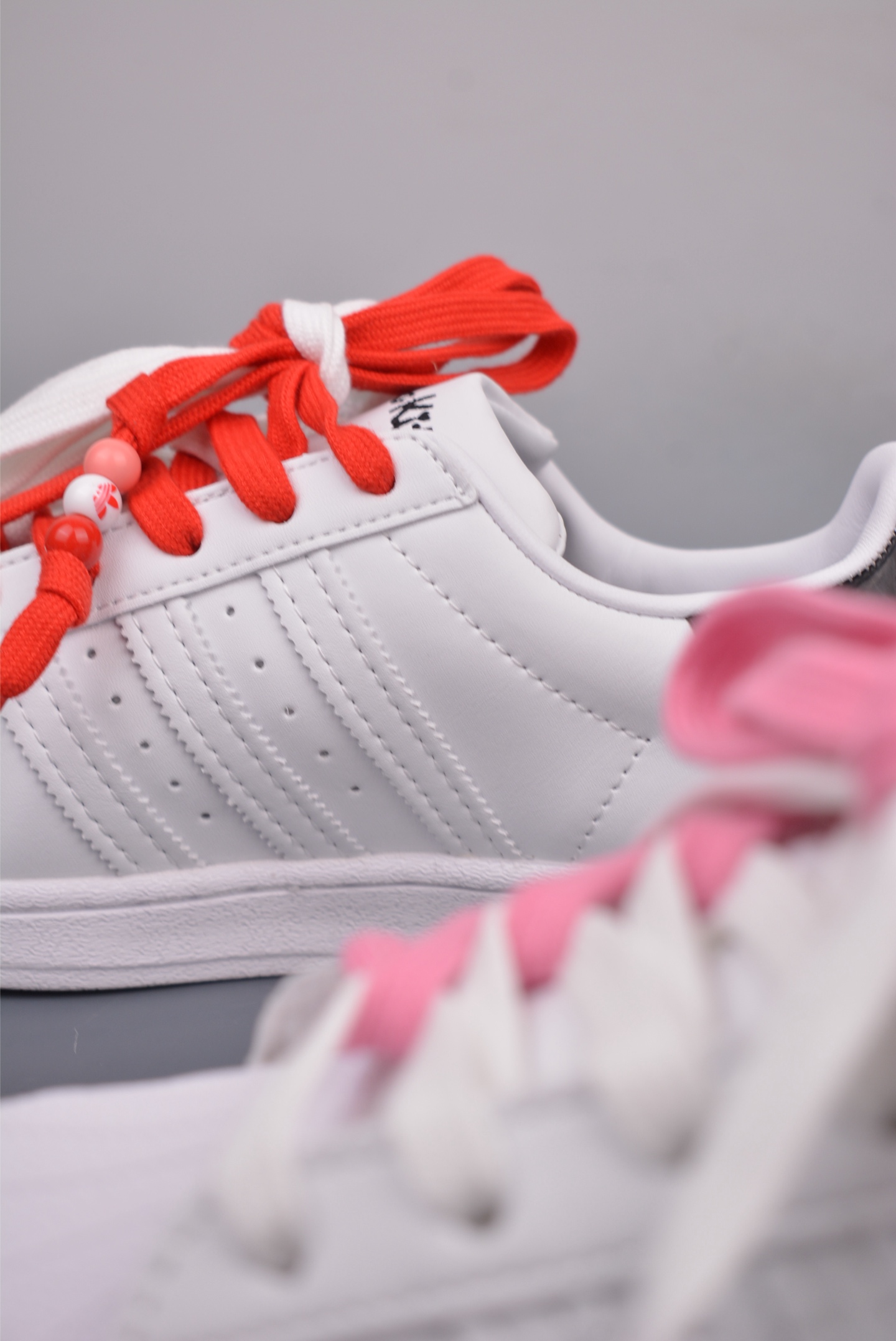 Hello Kitty x Adidas Superstar Bonega W Low White Black Red GW7168