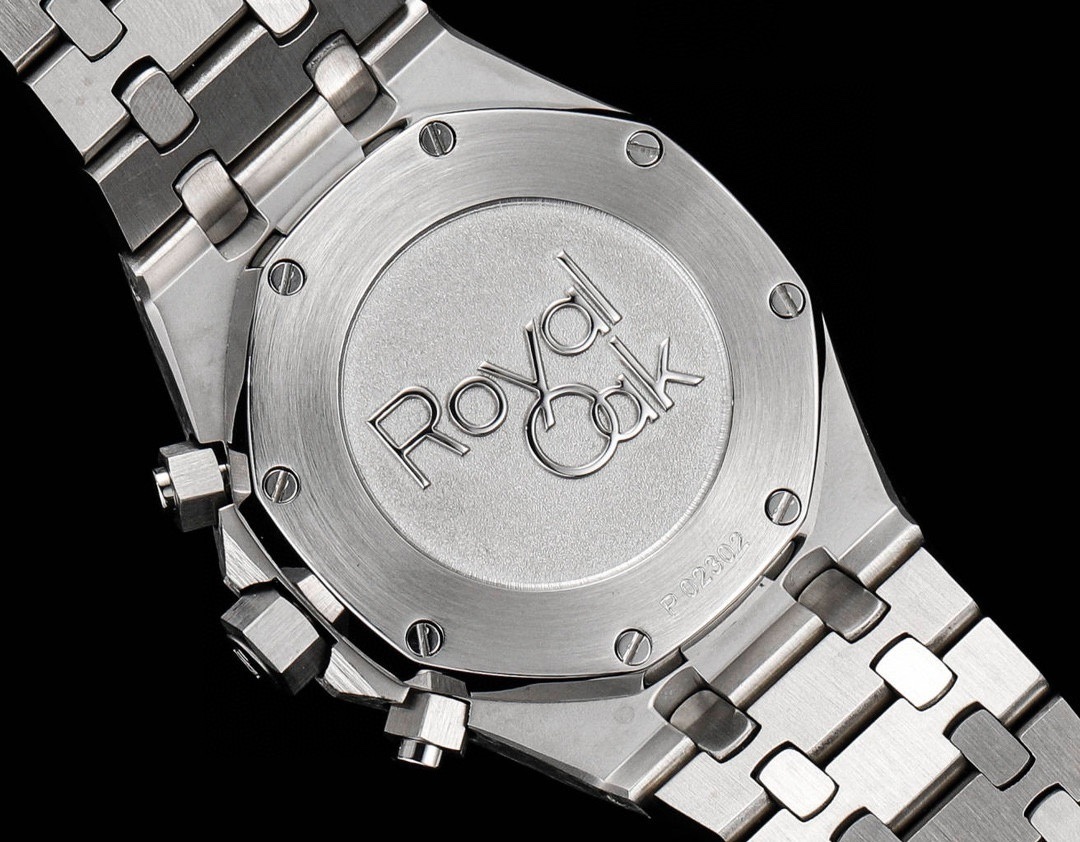 Audemars piguet Royal Oak series 26715BC.ZZ.1356BC.01