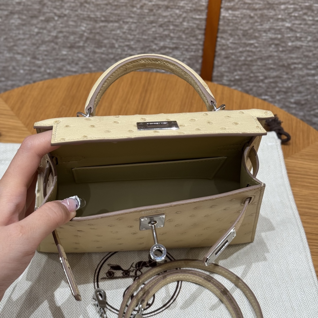 Hermès Kelly Mini 2 Y1Vanille Handbag (Handmade to Order)