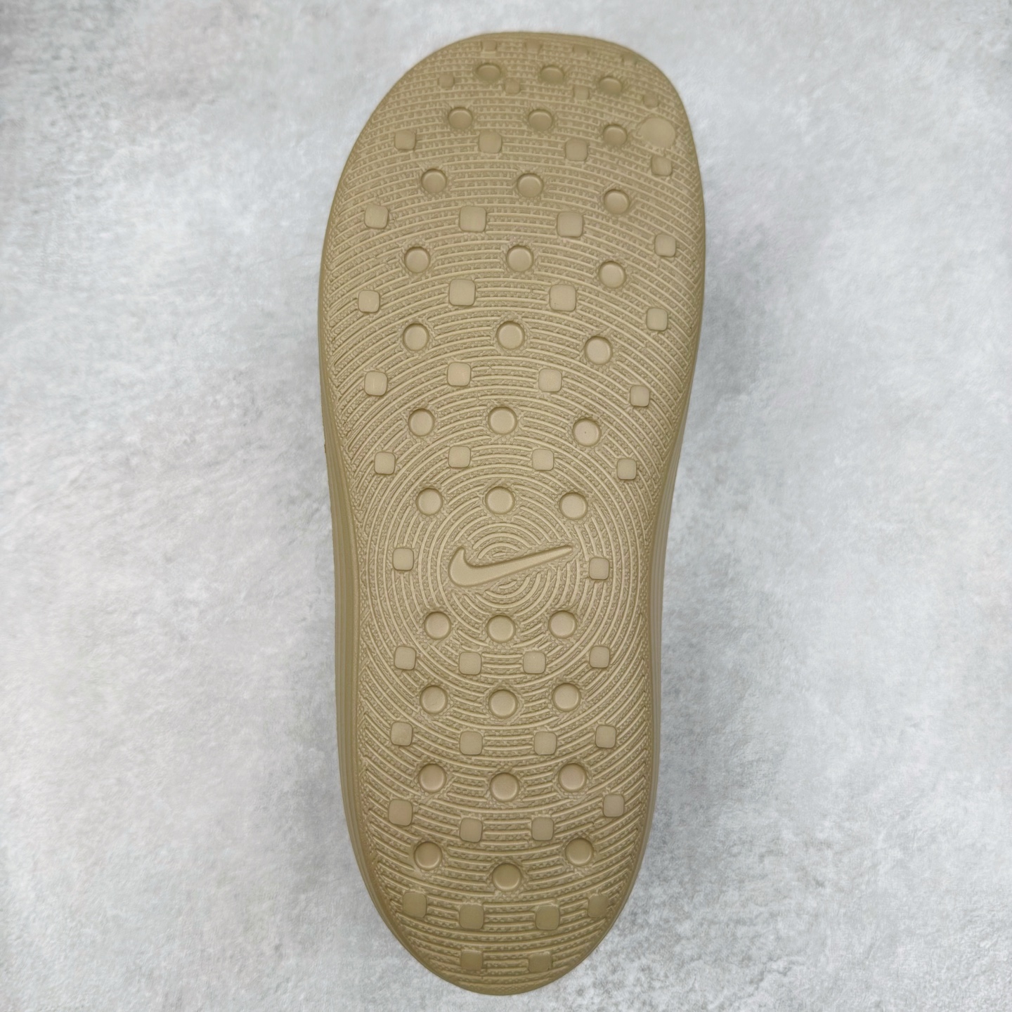 Nike ReactX Rejuven8 Simple, Comfortable and Versatile Slippers