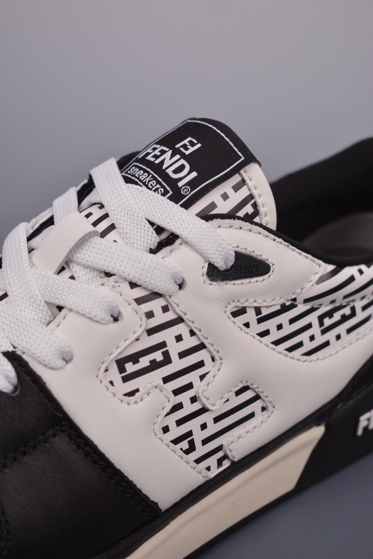 Fendi Match Sneaker Low Velcro black and white FF print 7E1495AQ6GF1MYR