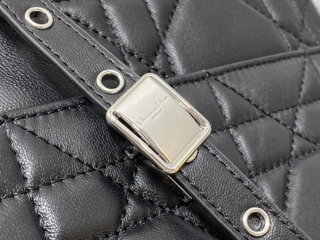 Dior Caro Diamond Chubby Bag Medium