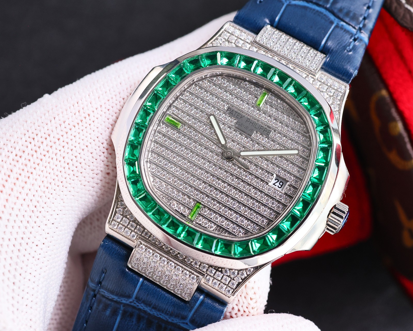 Patek Philippe Diamond Limited Edition Series Nautilus 5711