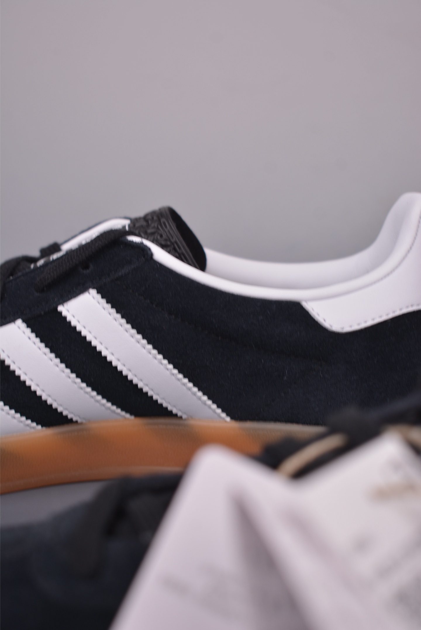 adidas Originals Gazelle INdoor “black white” JI2060