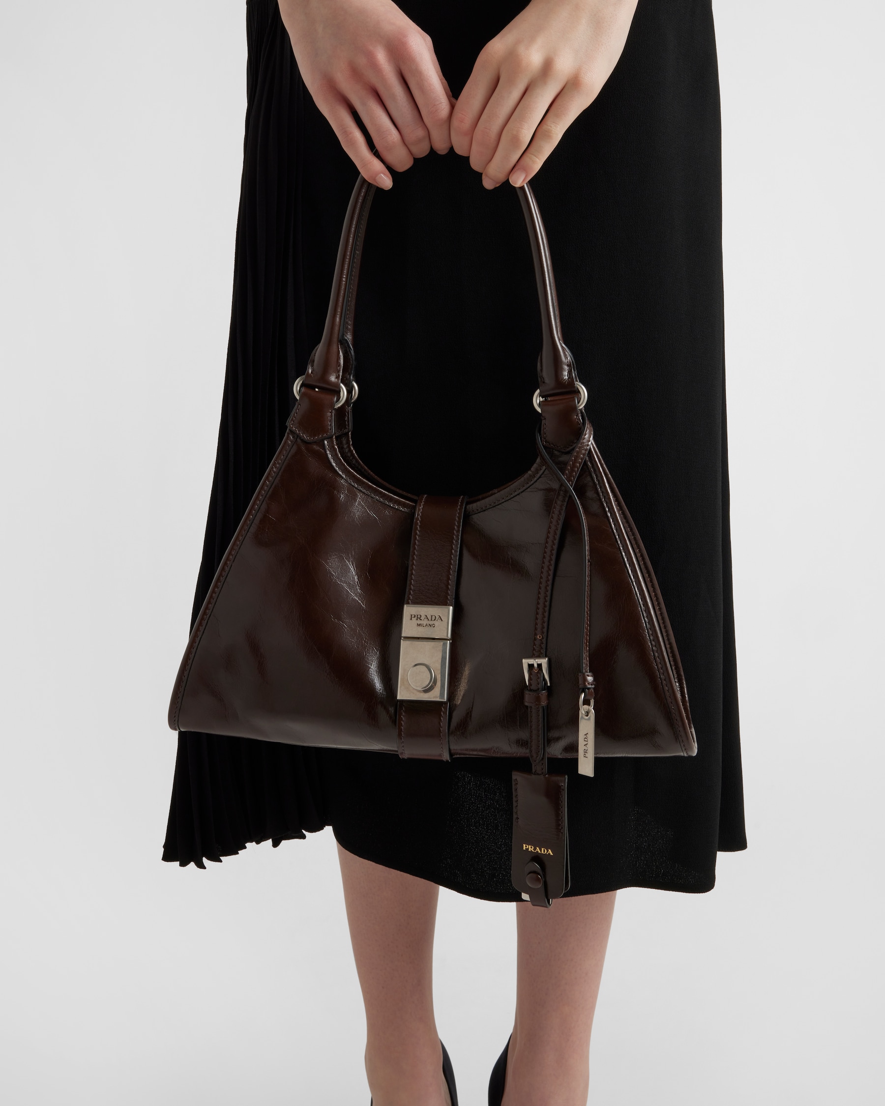 Prada Medium Leather Tote1BG563_2CYR_F01D6_V_OOO