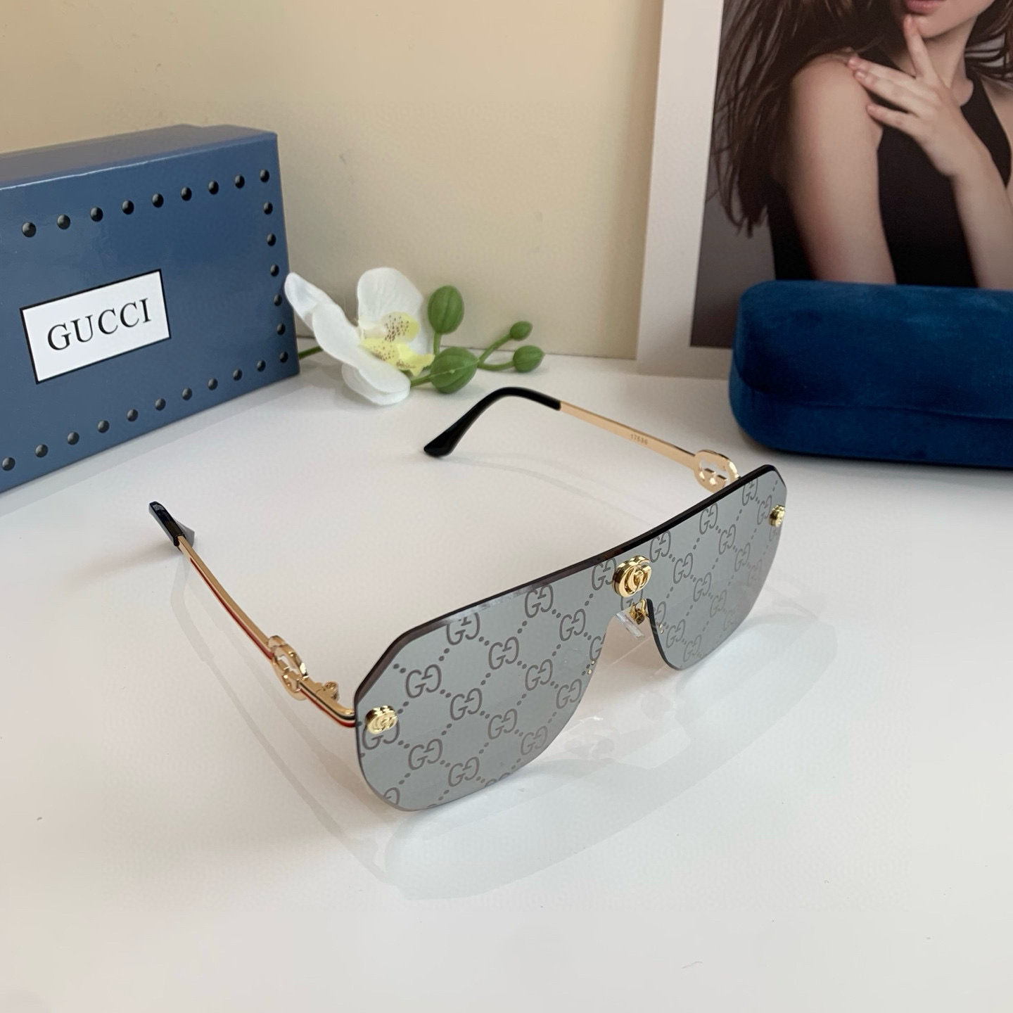 Gucci rimless sunglasses
