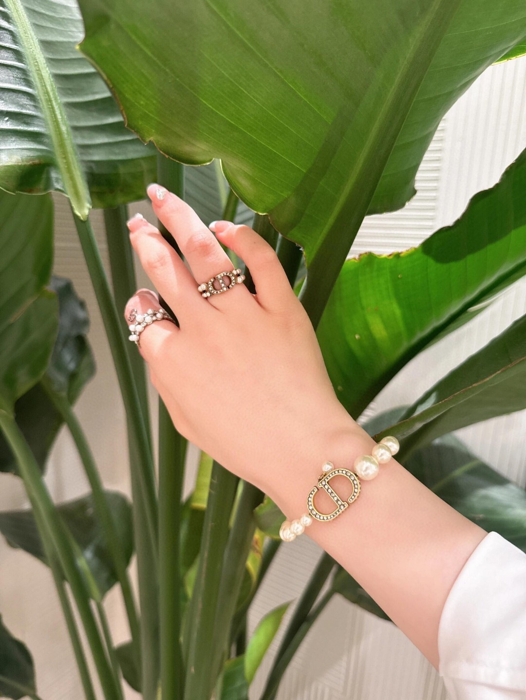 Dior full diamond pearl ring