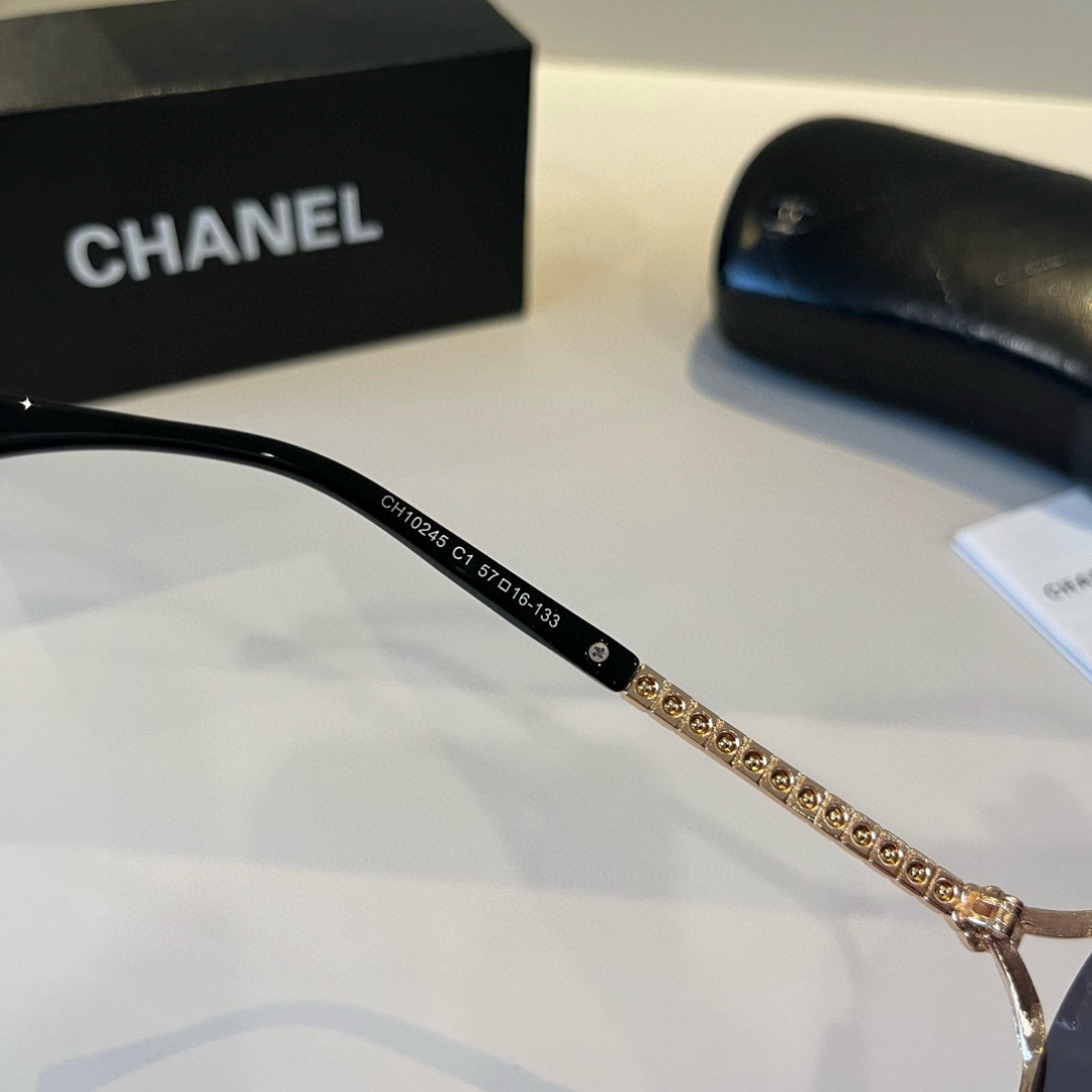 Chanel round frame sunglasses