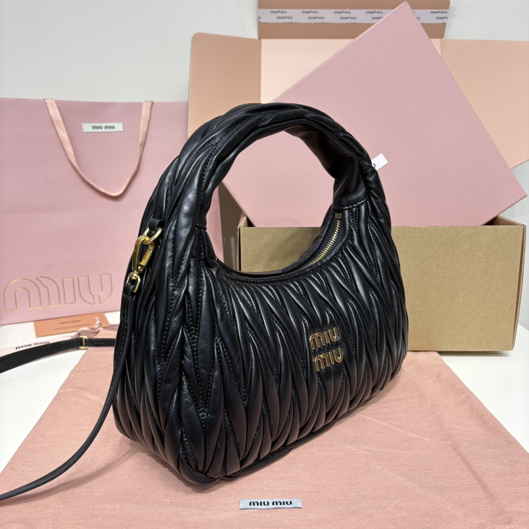 Miu Miu Wander Medium Handbag 5BC153