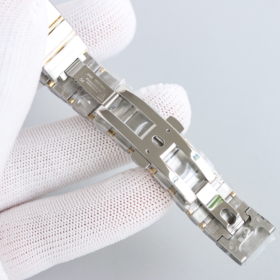 Omega Constellation PLUMA Light Feather Watch