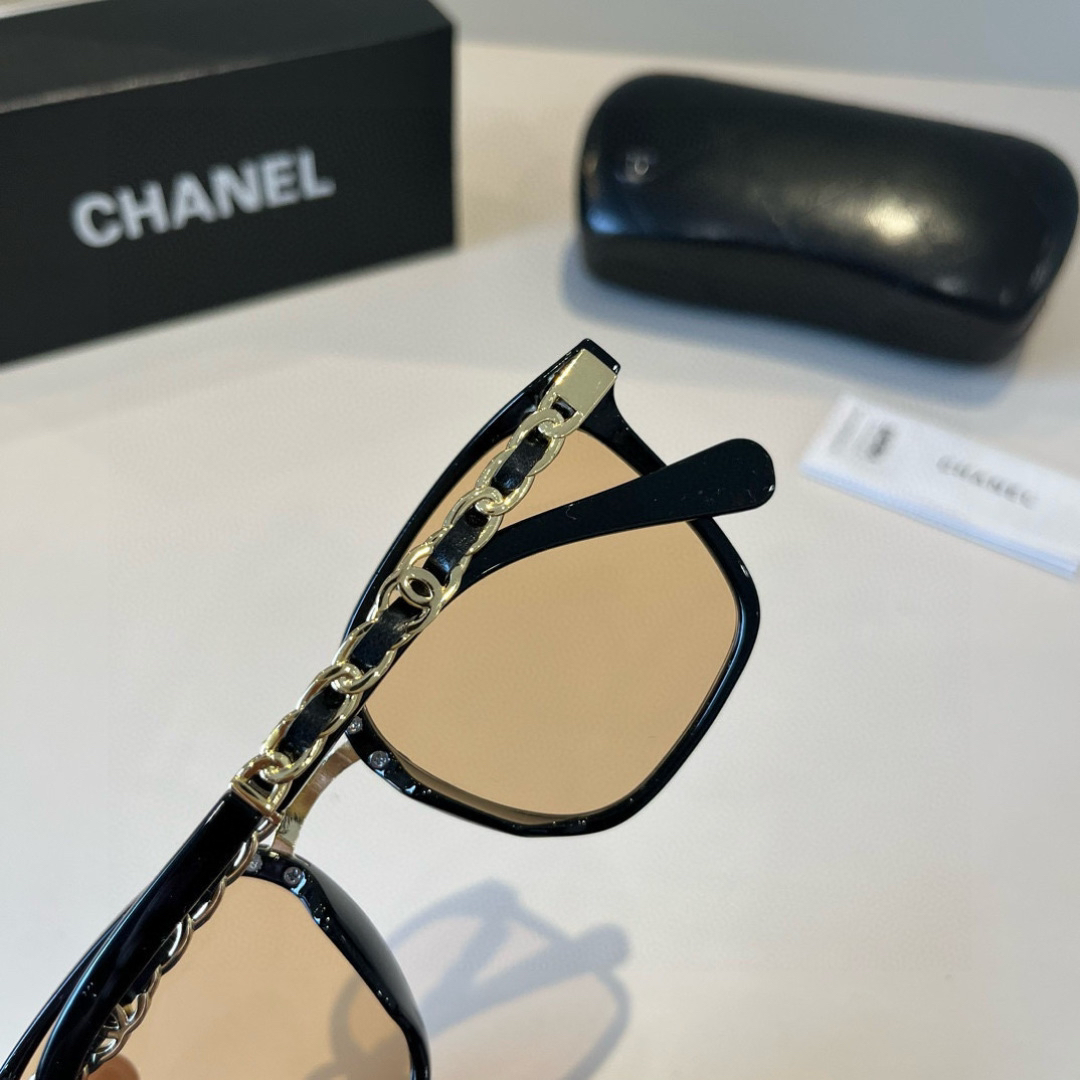 Chanel round frame sunglasses