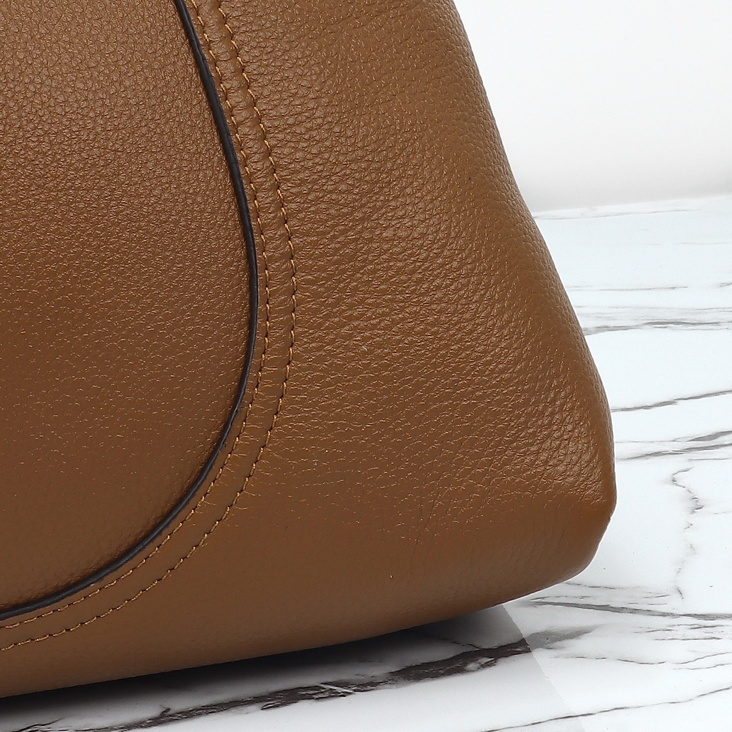 Gucci Softbit XL Shoulder Bag 837466 AAEAO 2718