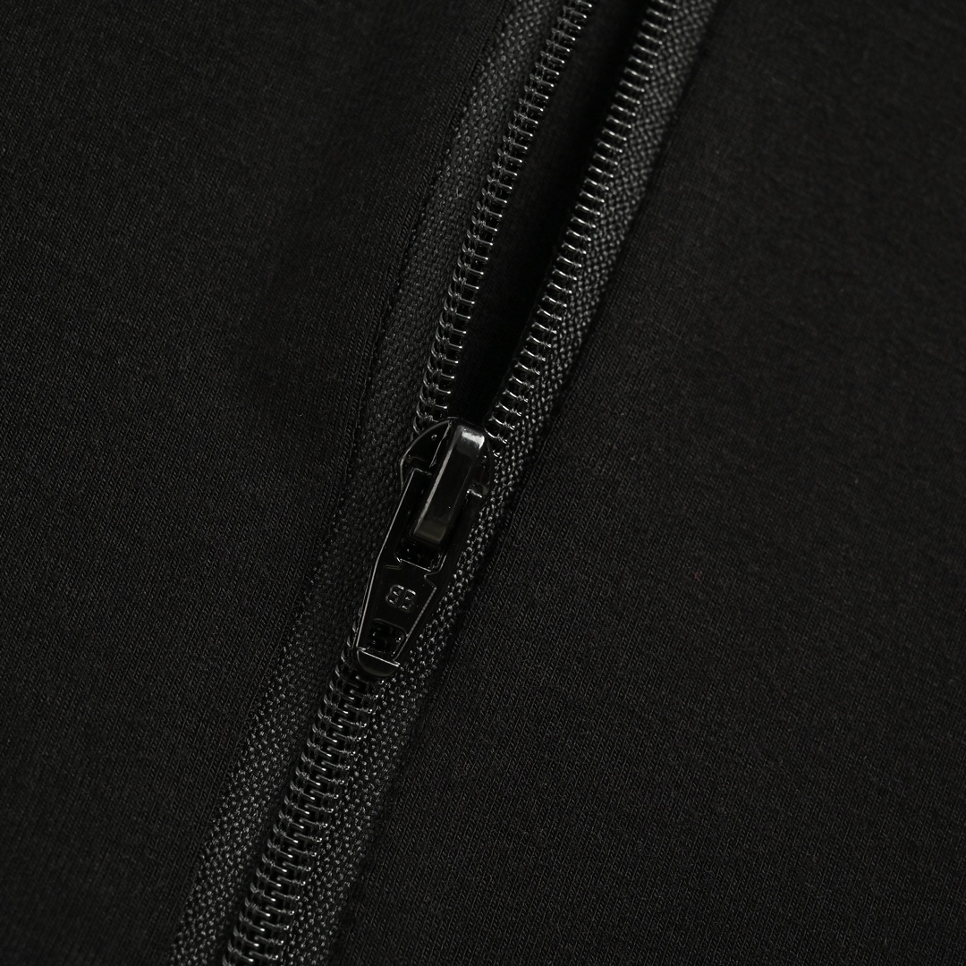 Balenciaga 24Fw half-zip bottoming shirt