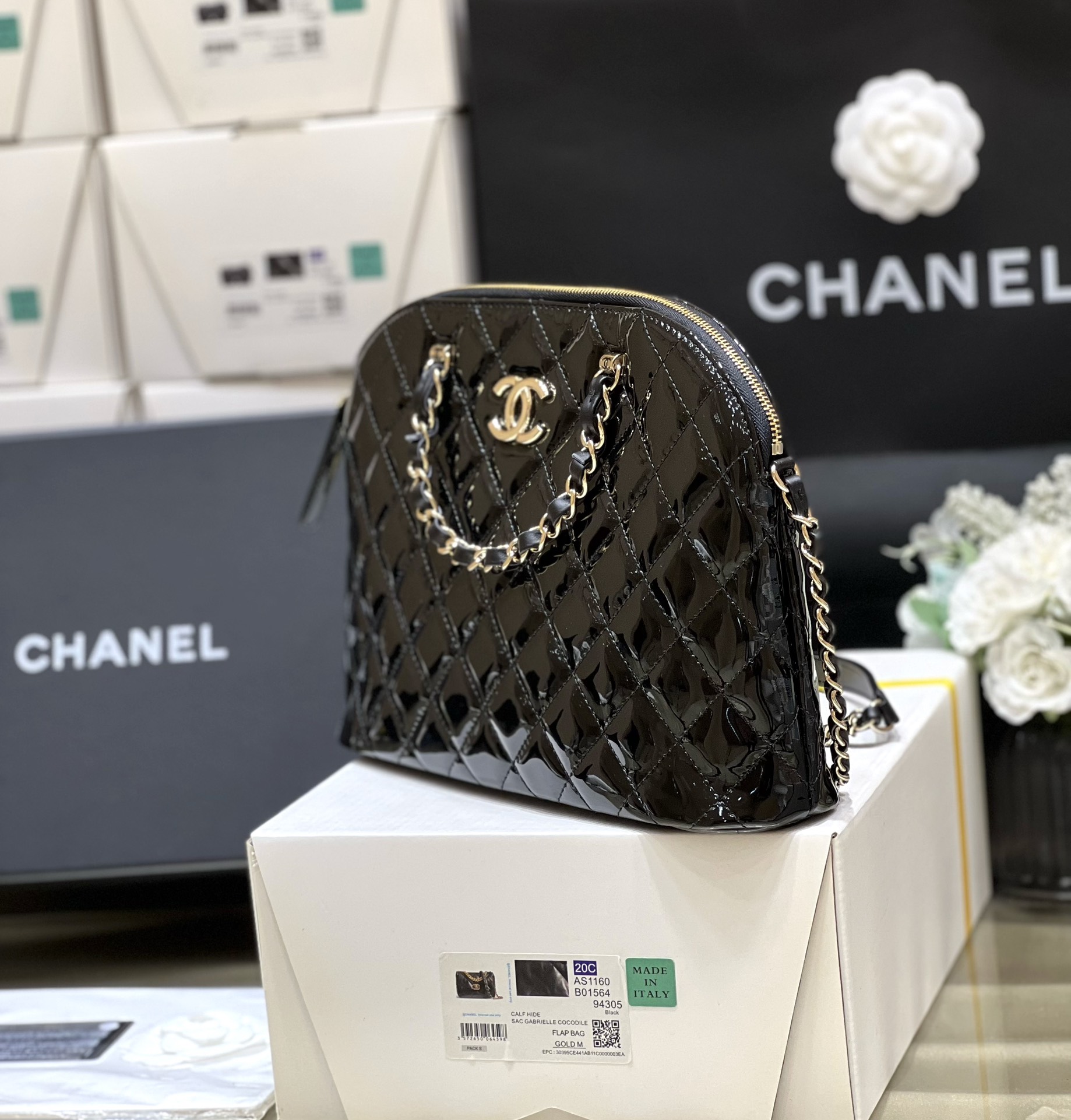 Chanel 23S Spring/Summer Collection Patent Leather Shell Bag AP3969