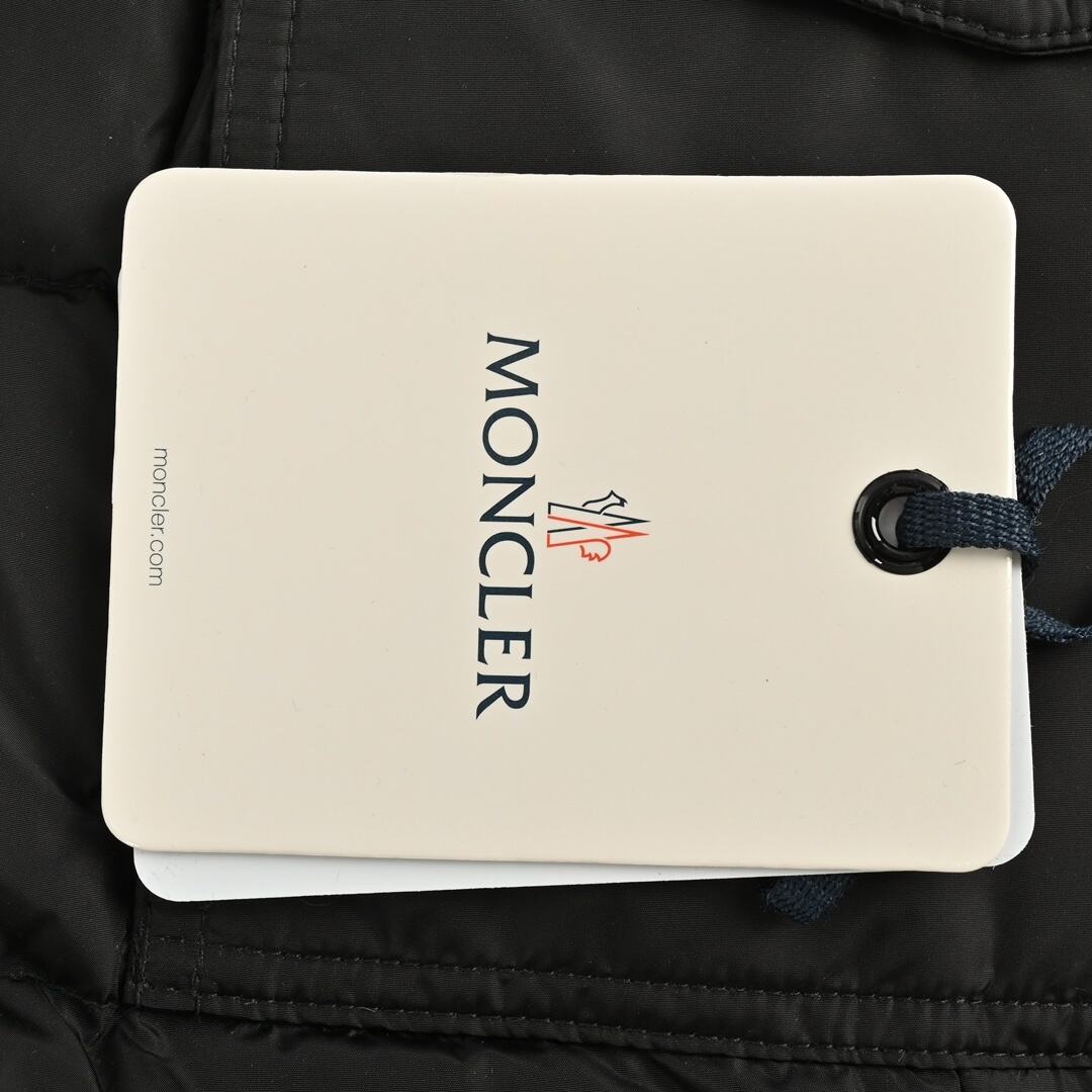 Moncler Khloe long matte down jacket