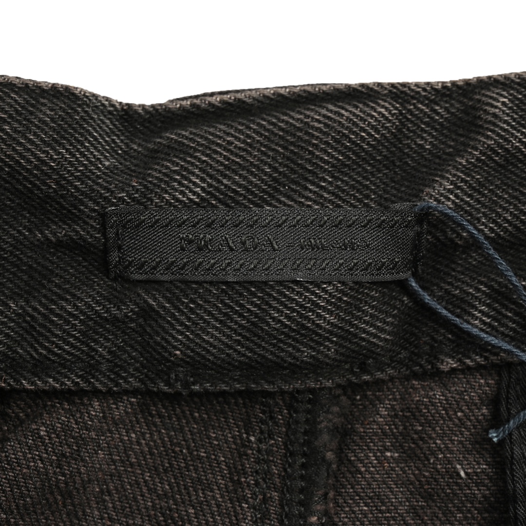 Prada 23Fw triangle logo denim jeans