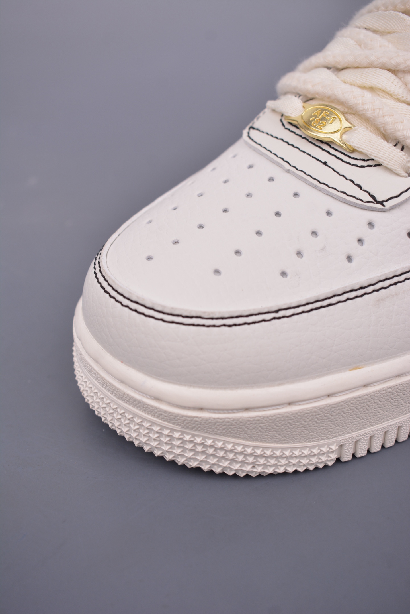 Nike Air Force 1 07 Low Sneakers Beige Black SX1968-002