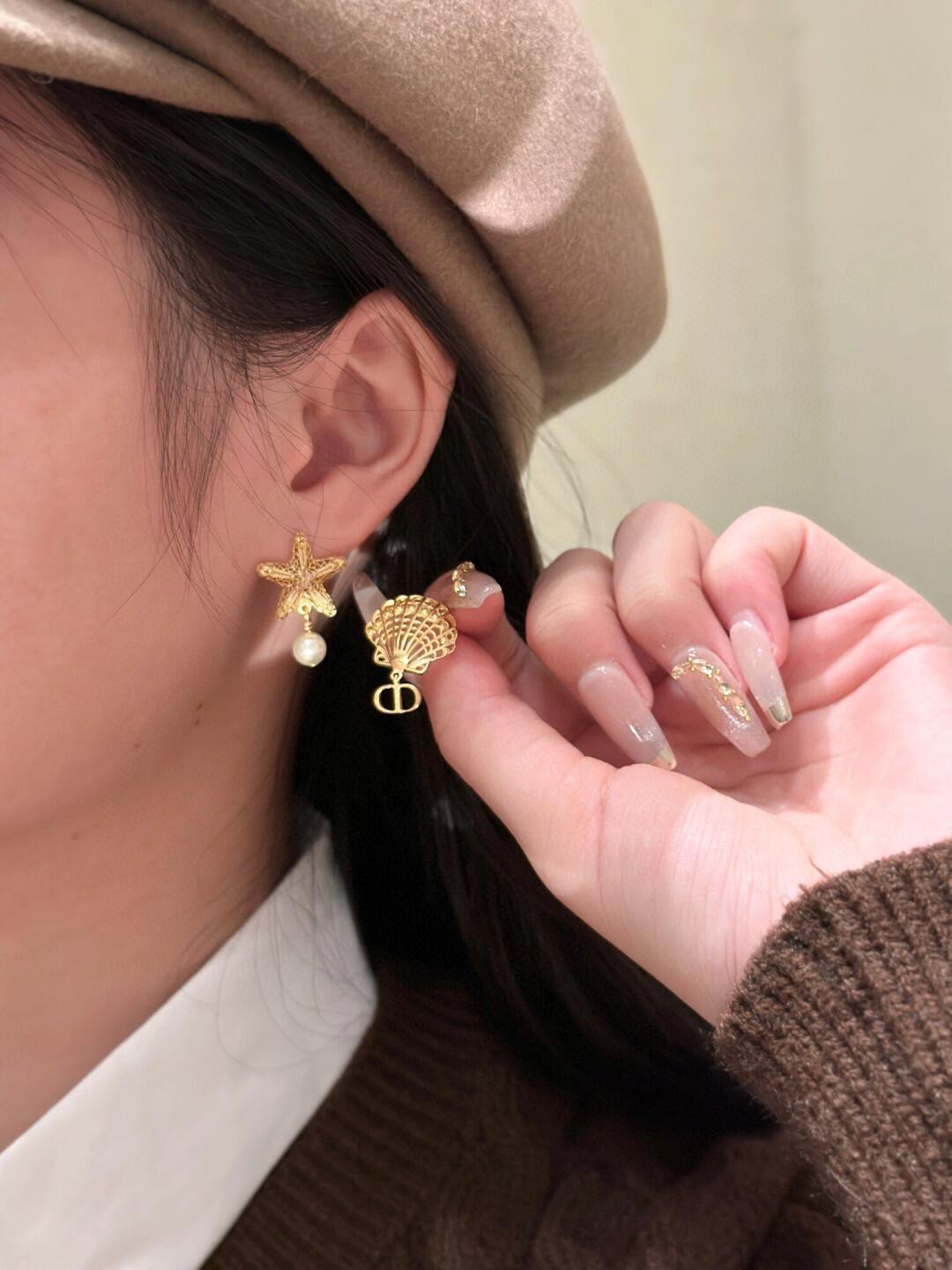 Dior Shell Starfish CD Pearl Asymmetrical Earrings