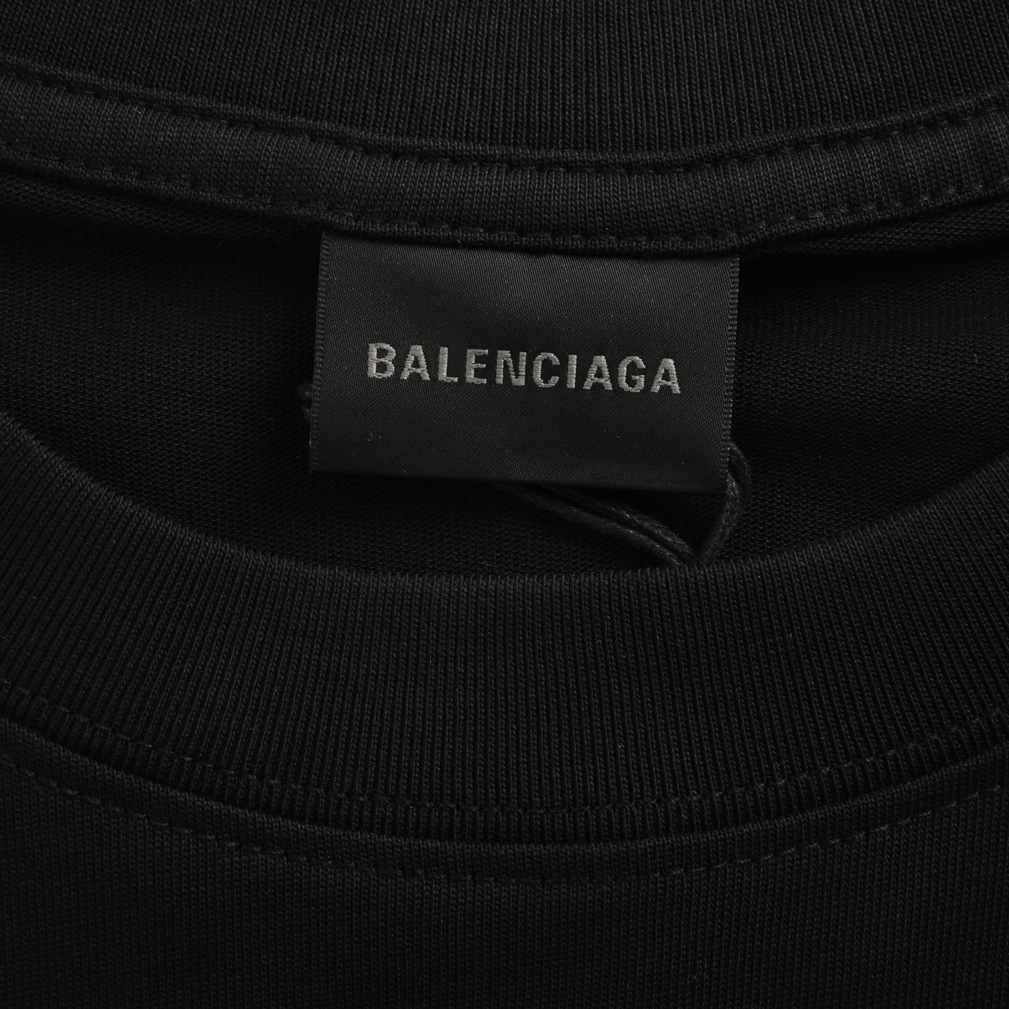 Balenciaga 25ss obscure lock letter embroidery