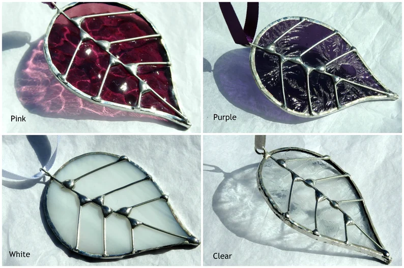 Stained Glass Leaf Sun Catcher – Nature’s Color, Captured in Glass