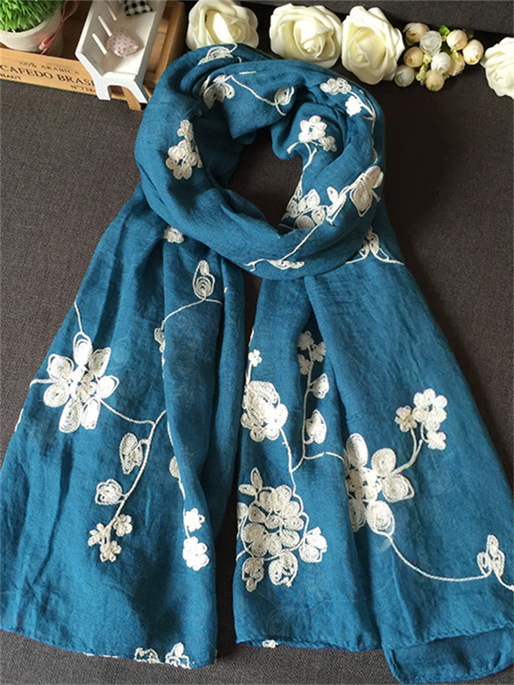Vintage Floral Embroidered Woven Shawl