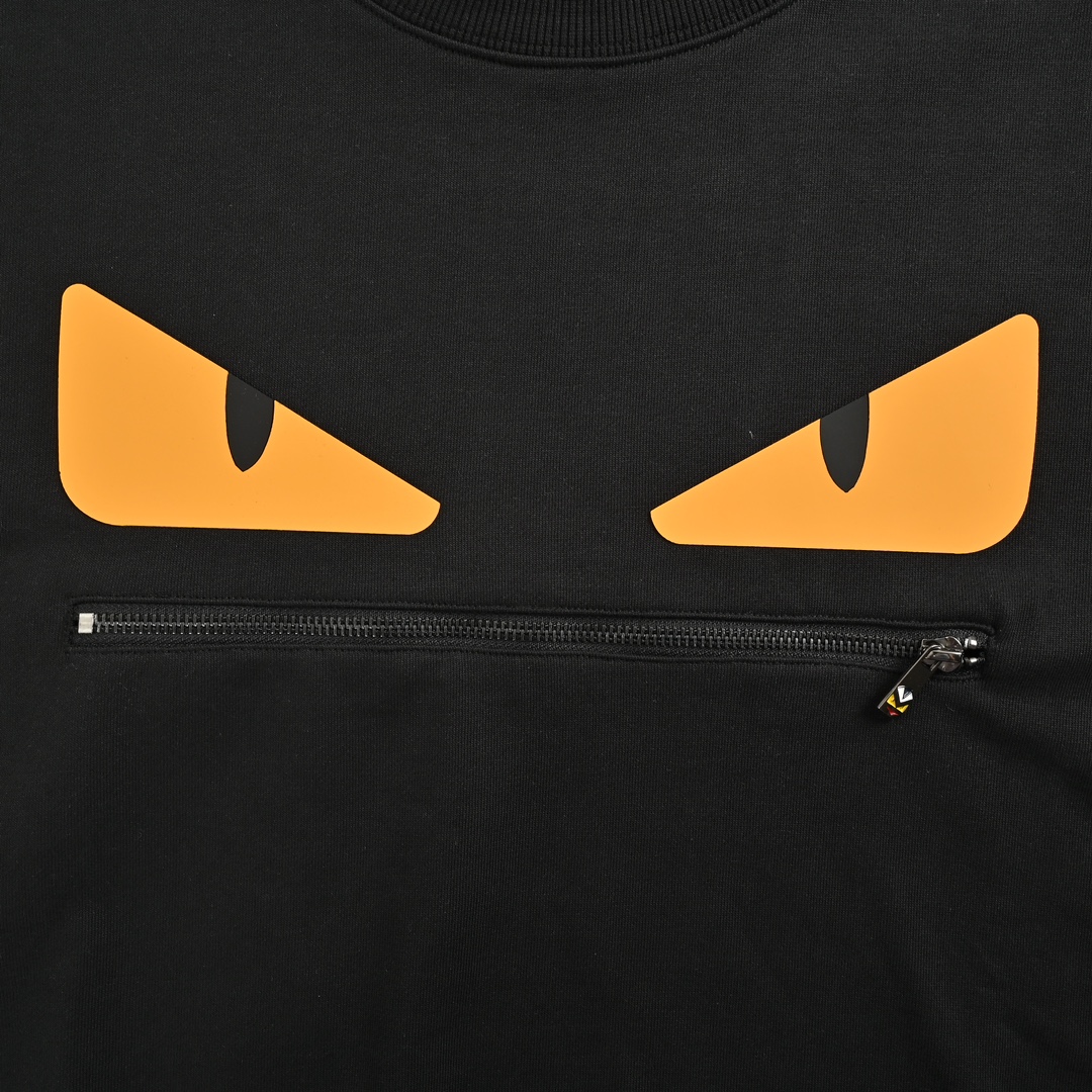 Fendi 24Fw Little Monster Rubber Eyes Zipper Crew Neck Sweatshirt