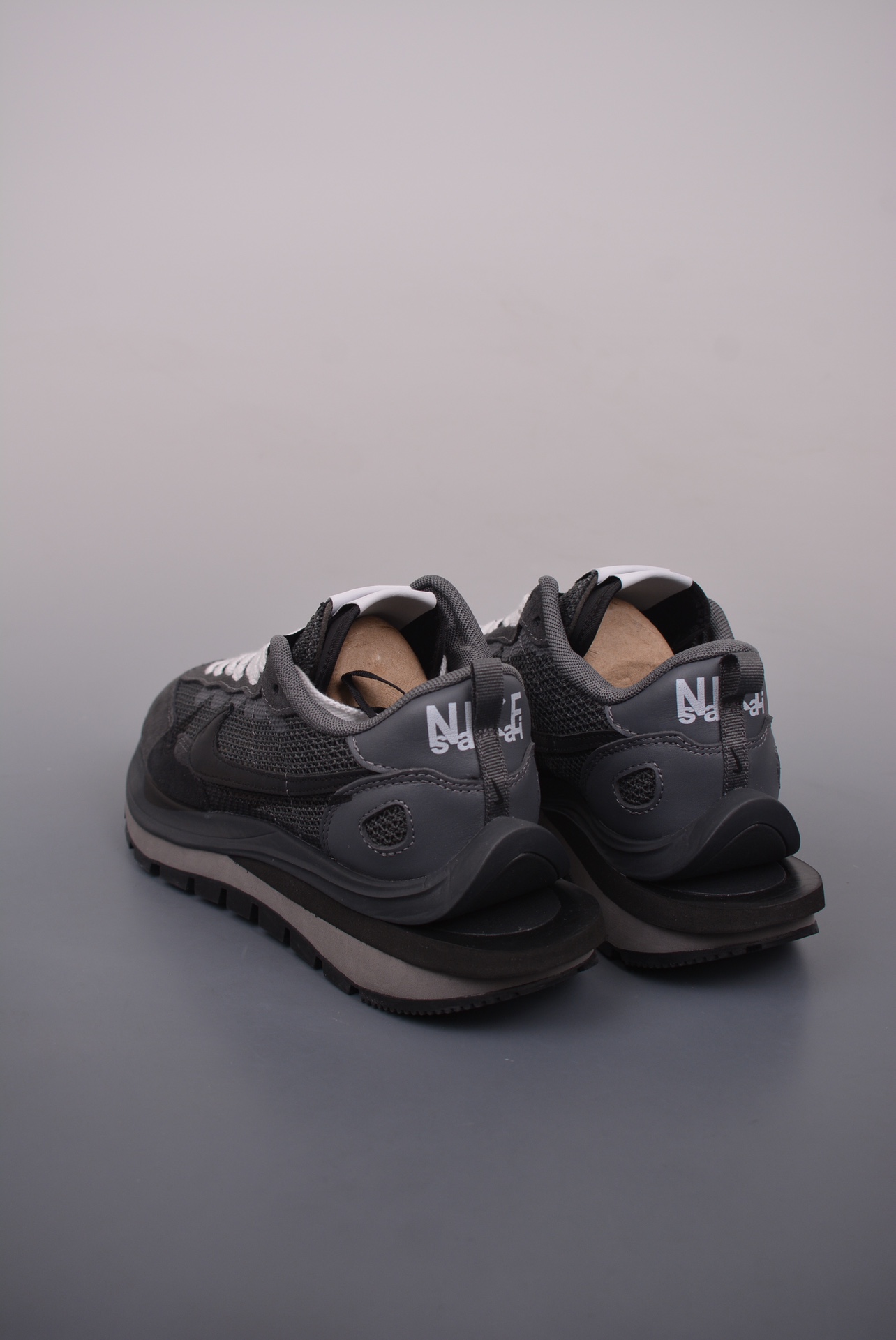Sacai x Nike VaporWaffle 3.0 Charcoal Grey Black CV1363-105