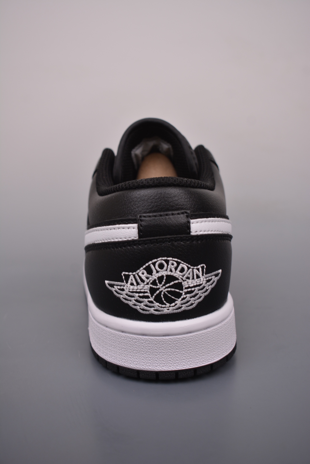 Air Jordan 1 Low Black and White Panda 553558-040