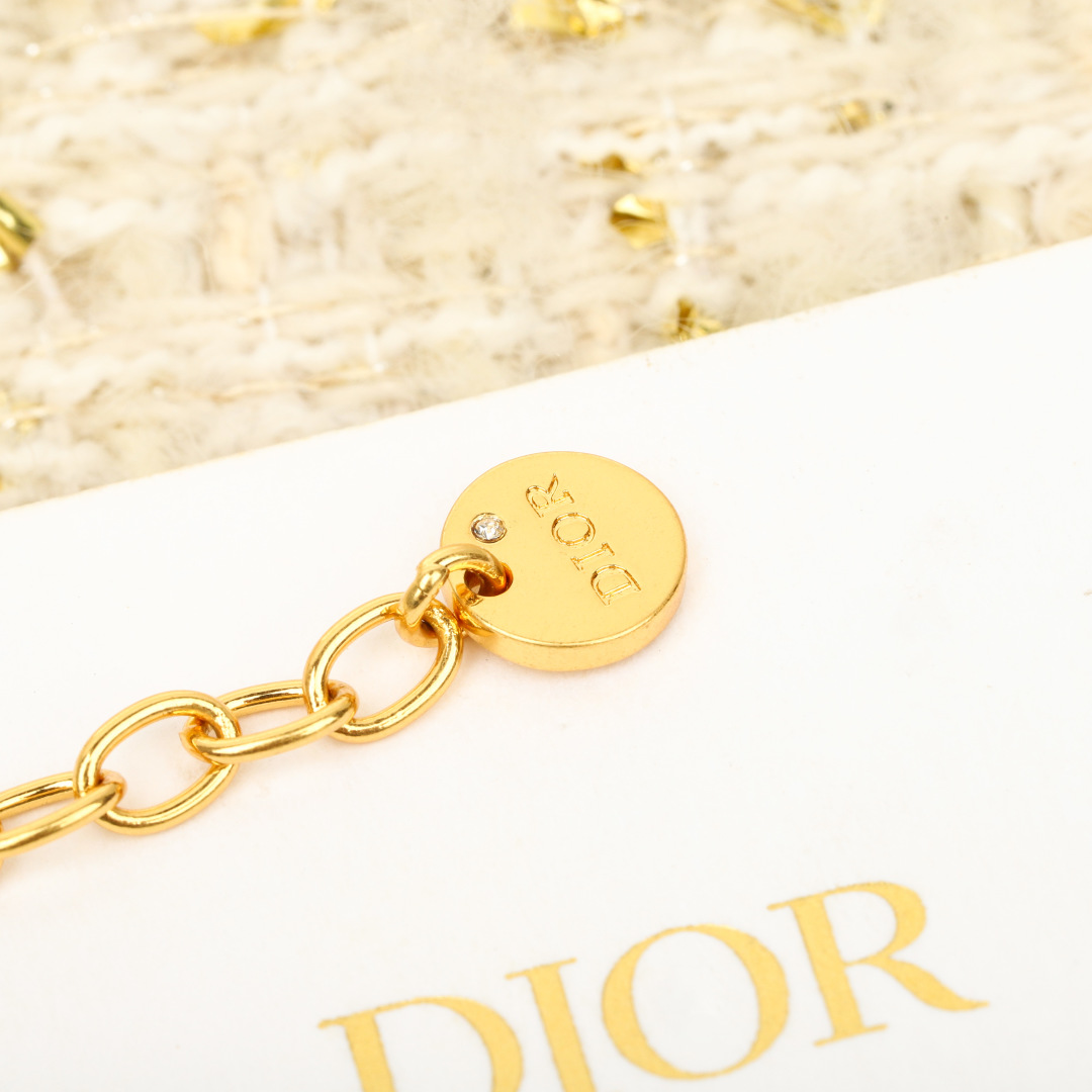 Dior Pentagram Double Pearl Chain Bracelet