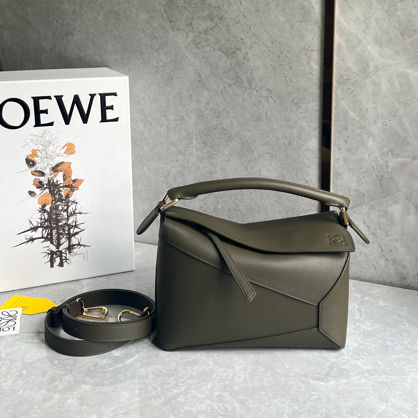 Loewe suede colorblocked zzle bag 0681