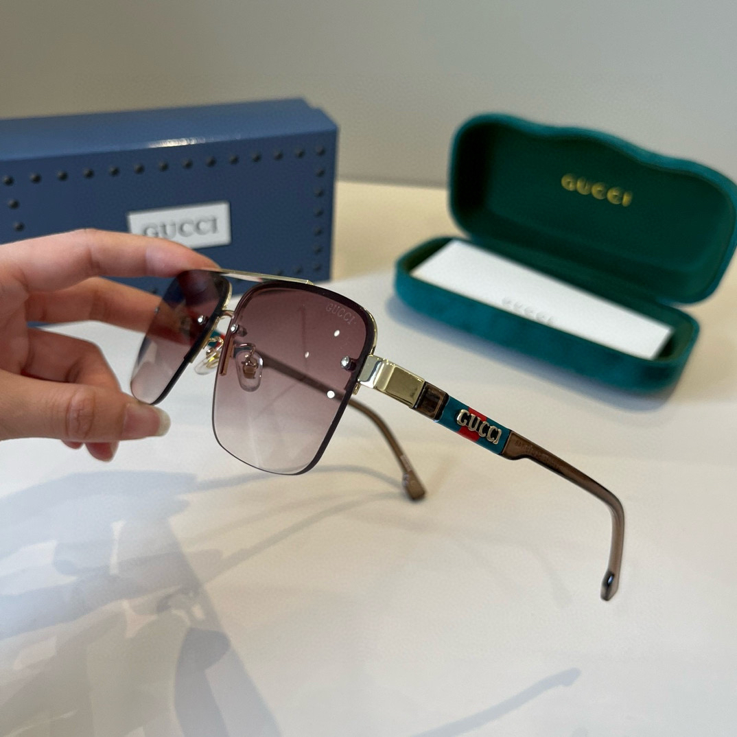 Gucci Square Frame Sunglasses