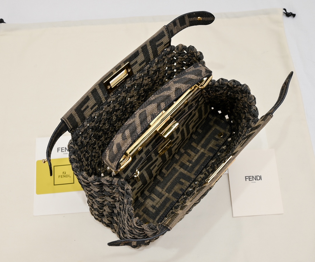 FENDI ekaboo classic handbag 4406