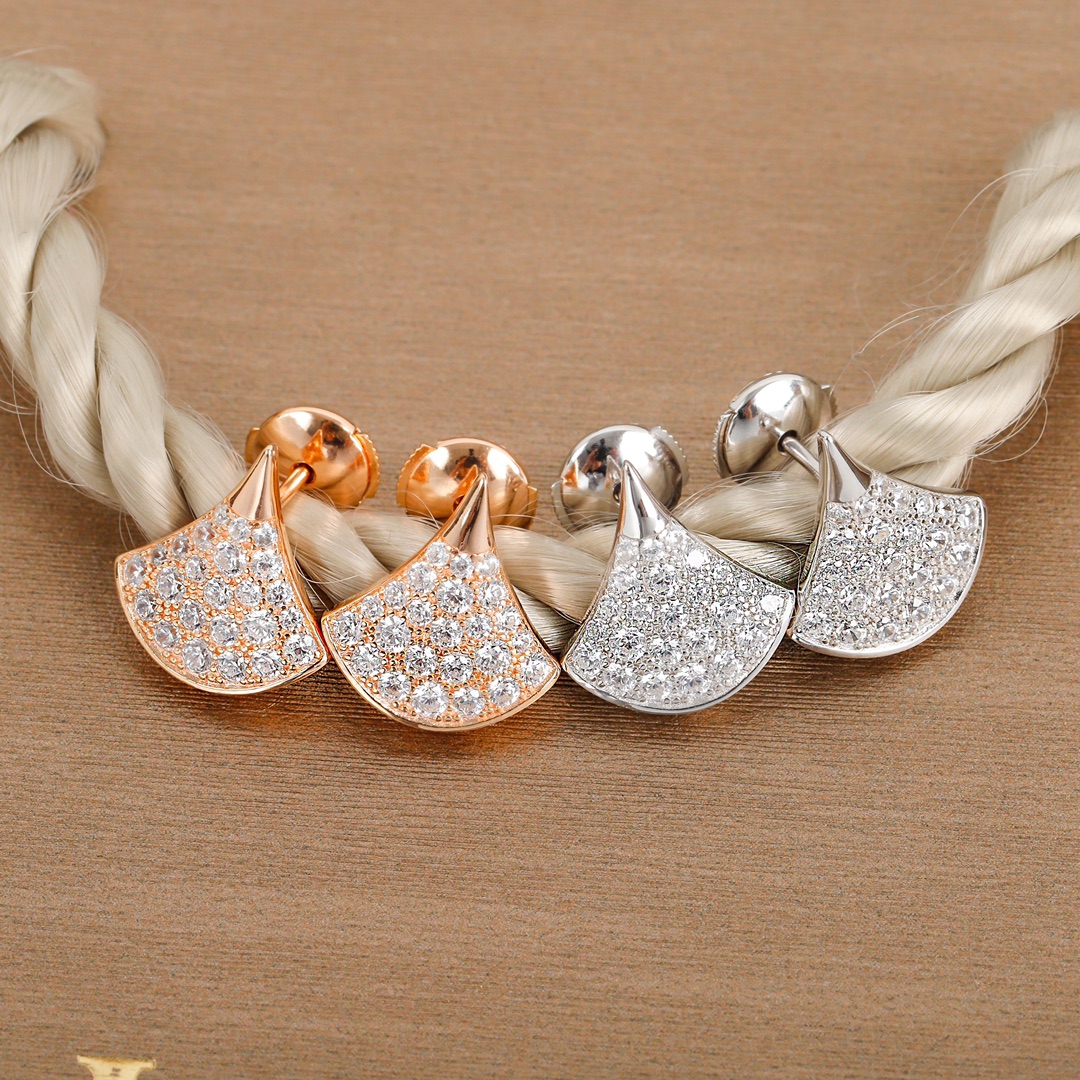 Bulgari fan-shaped diamond earrings