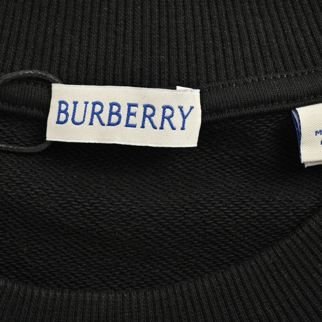 Burberry 24Fw horizontal arm warhorse print crew neck sweatshirt