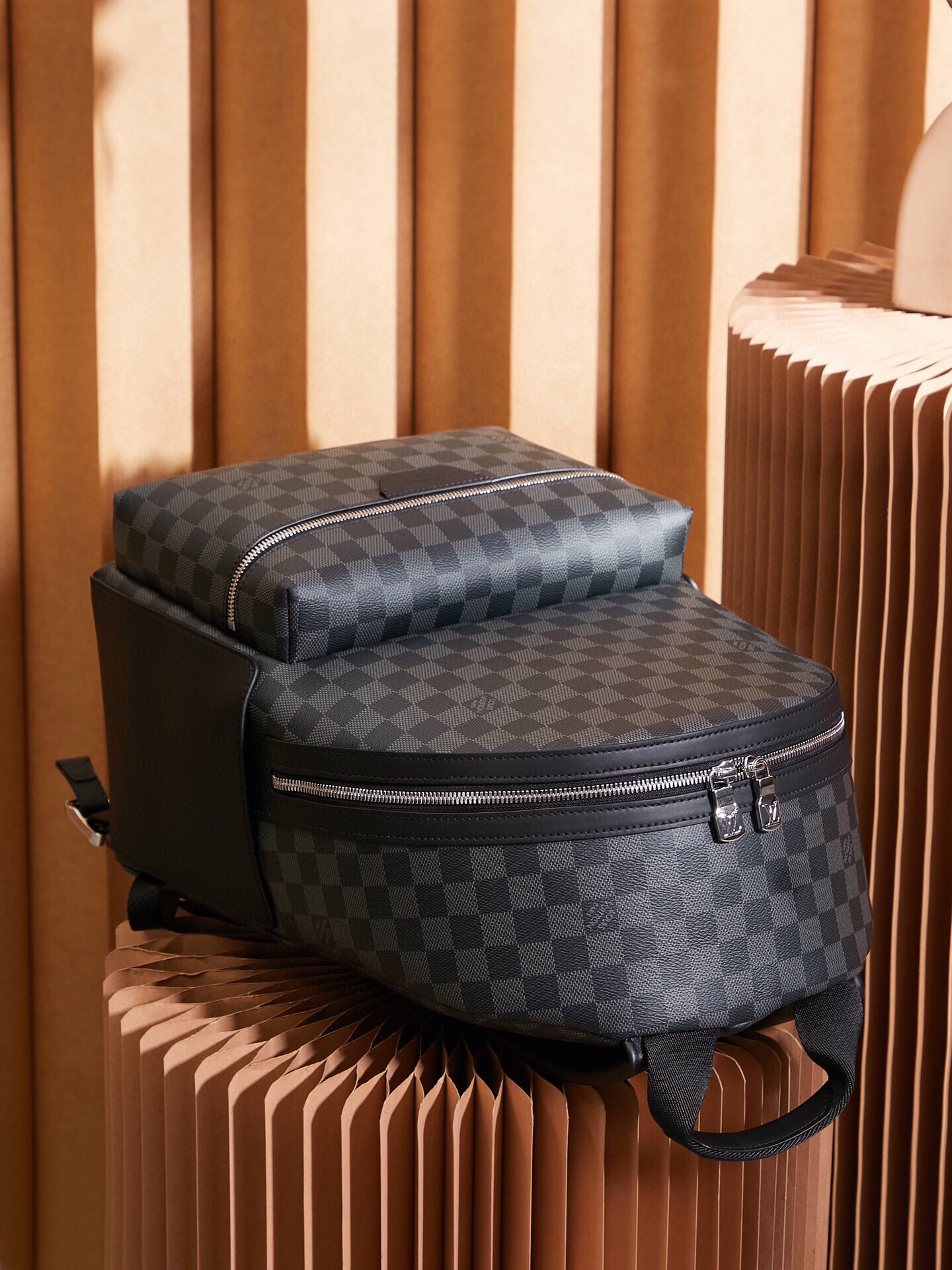 Louis Vuitton Discovery Backpack N40514