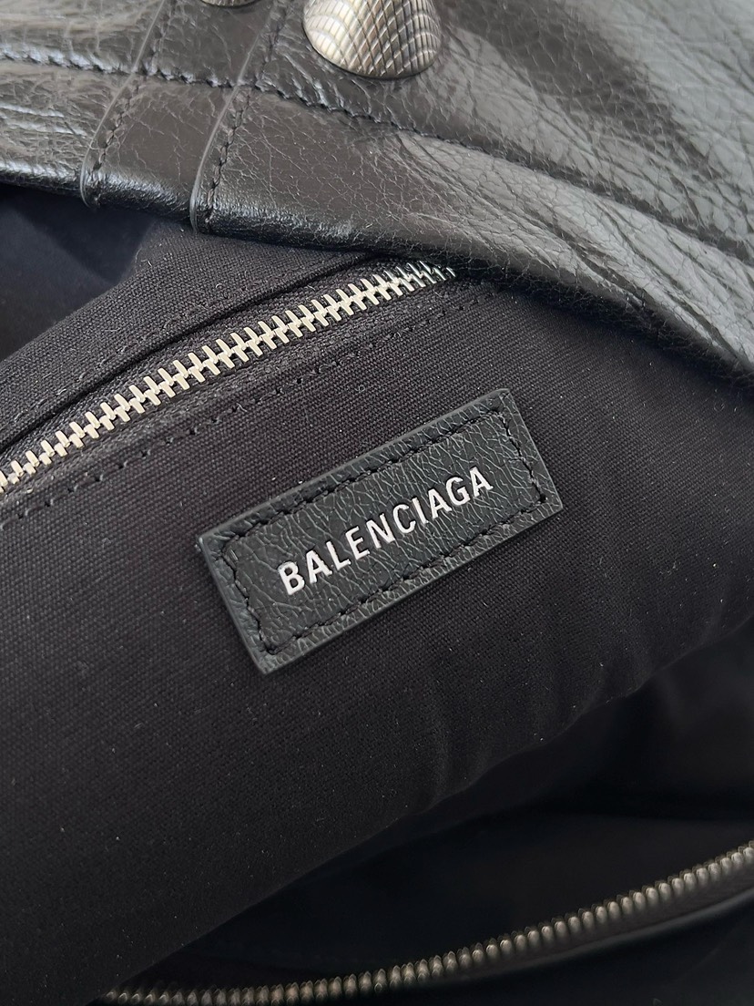 Balenciaga le cagole series rivet backpack